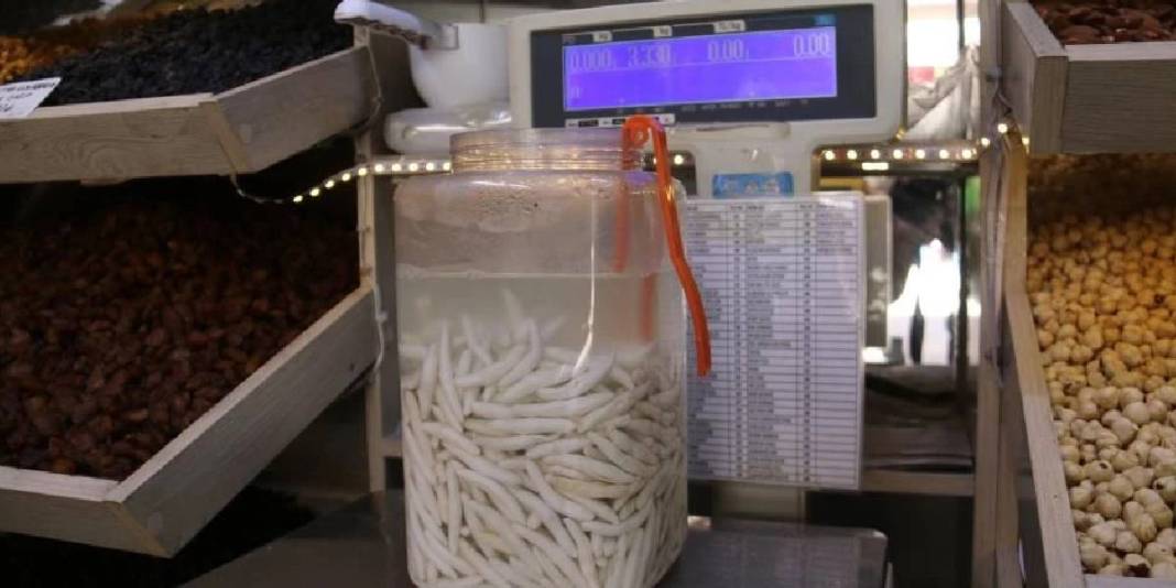 Çeyrek altını solladı, yarım altınla yarışıyor! Böyle sakız görülmedi, fiyatı dudak uçuklatıyor: Sivas’ın dağlarında topluyorlar 2